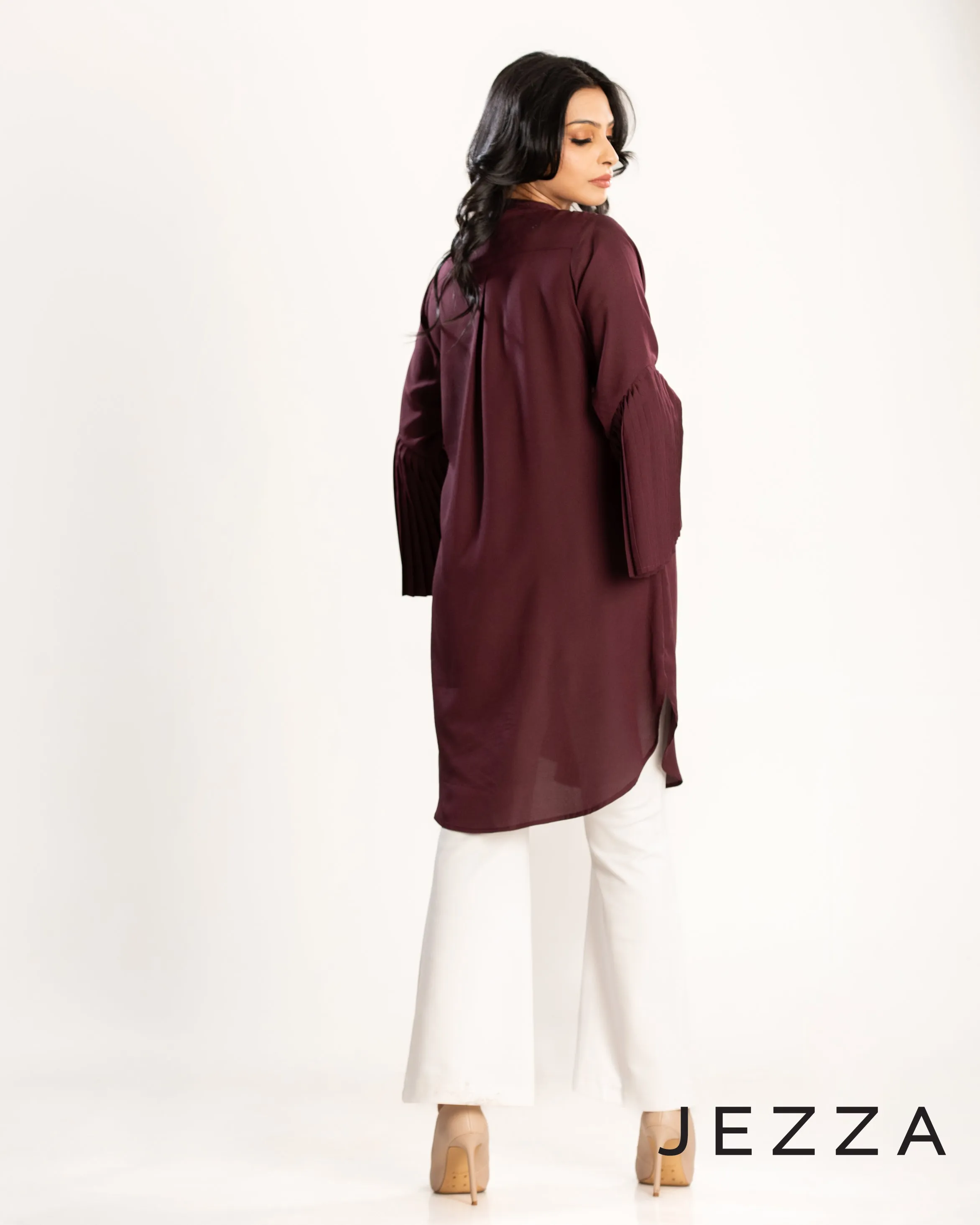 Pleated Sleeve Crepe Knee Top 62331